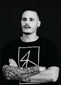 Matze - Gesangslehrer und Gitarrenlehrer in der Musikschule Musicplanet Stuttgart