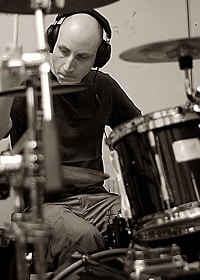 Christopher, Lehrer für Schlagzeug